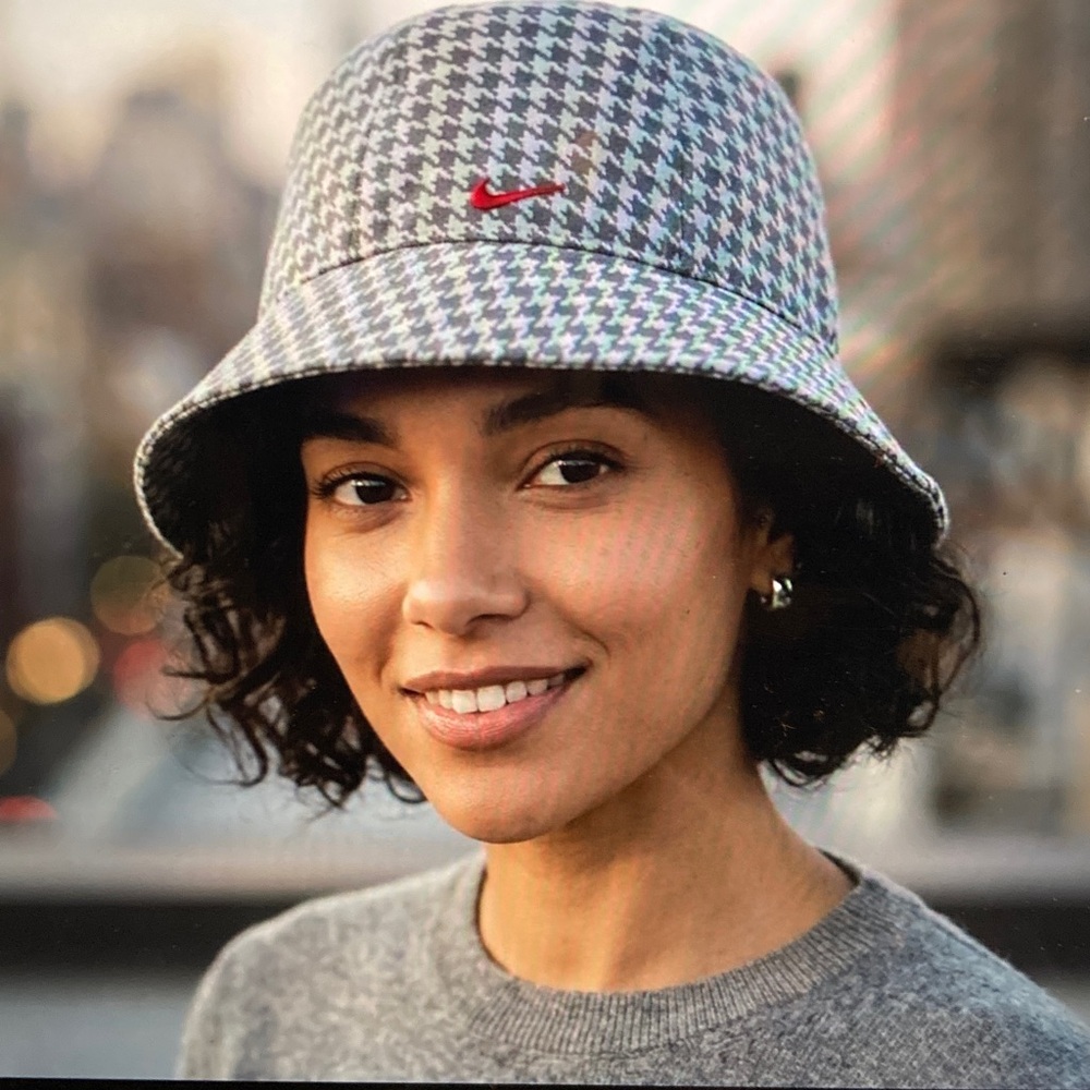 Nike Gray Houndstooth Bucket Hat